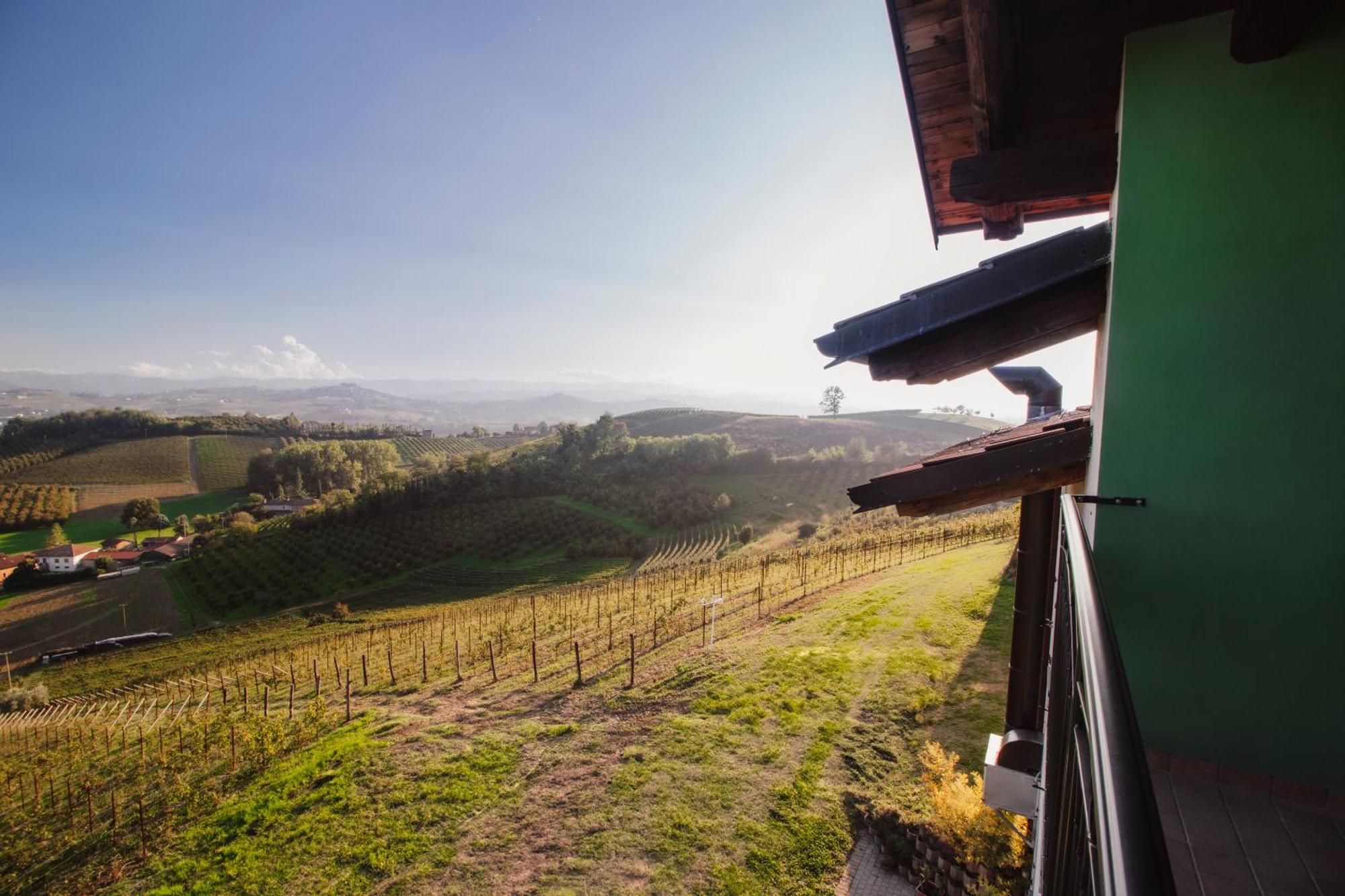 Castelnuovo  Agriturismo Cascina Reggio מראה חיצוני תמונה